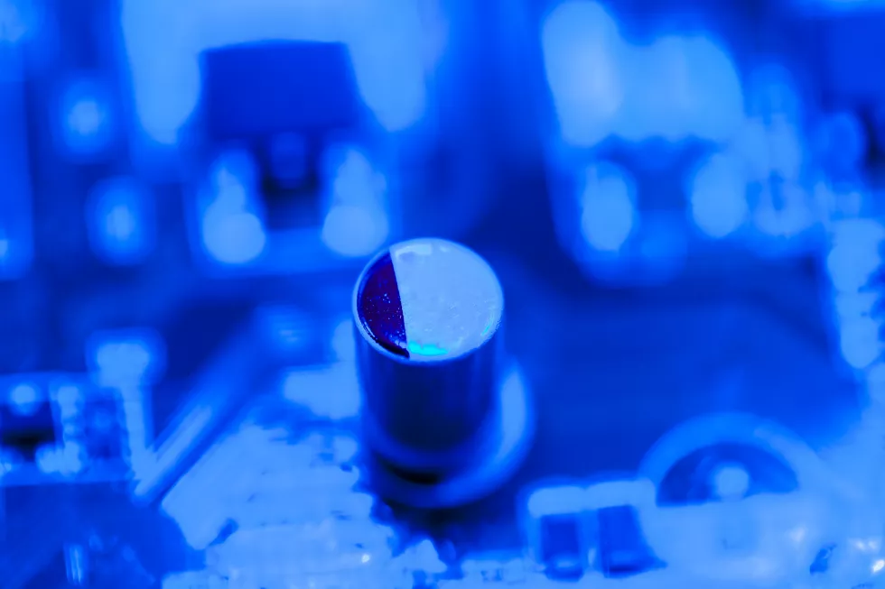 blue-themed-circuit-board-with-capacitor
