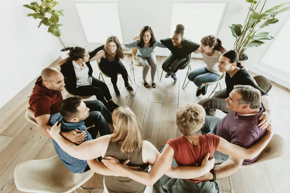 diverse-people-support-group-session
