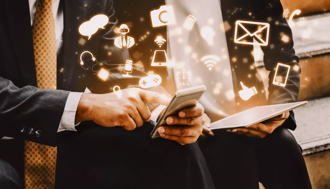 multimedia-computer-applications-concept-uds