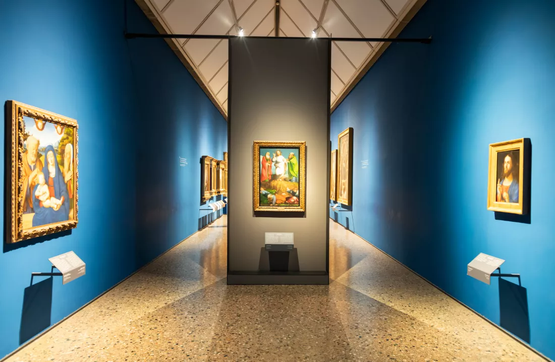 brera-antique-painting-museum-interior-vintage-art-exibition-elegant-indoor-nobody