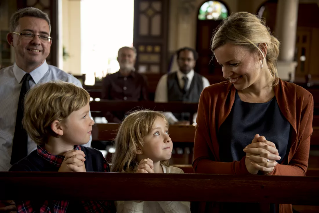 church-people-believe-faith-religious
