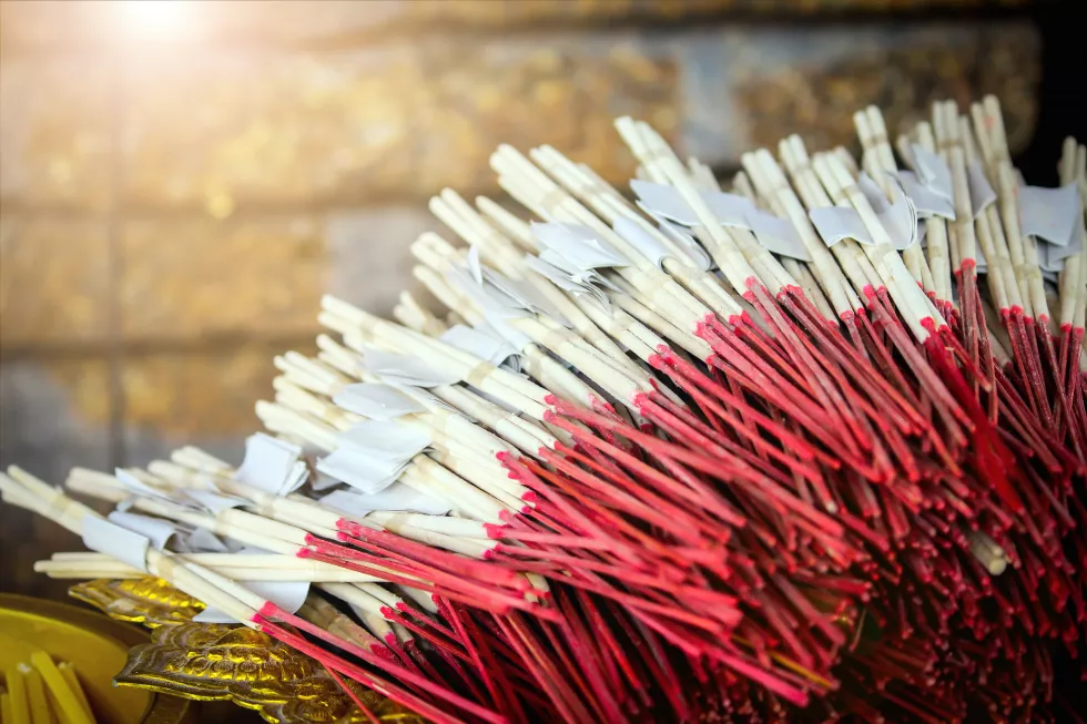 close-up-incense-sticks