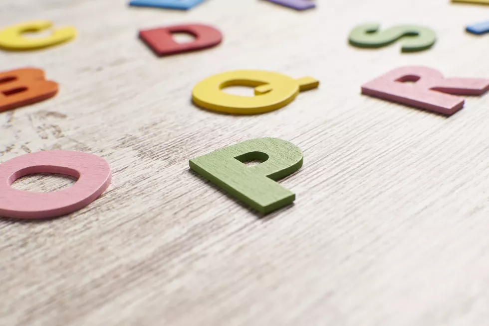 colors-letters-clear-background