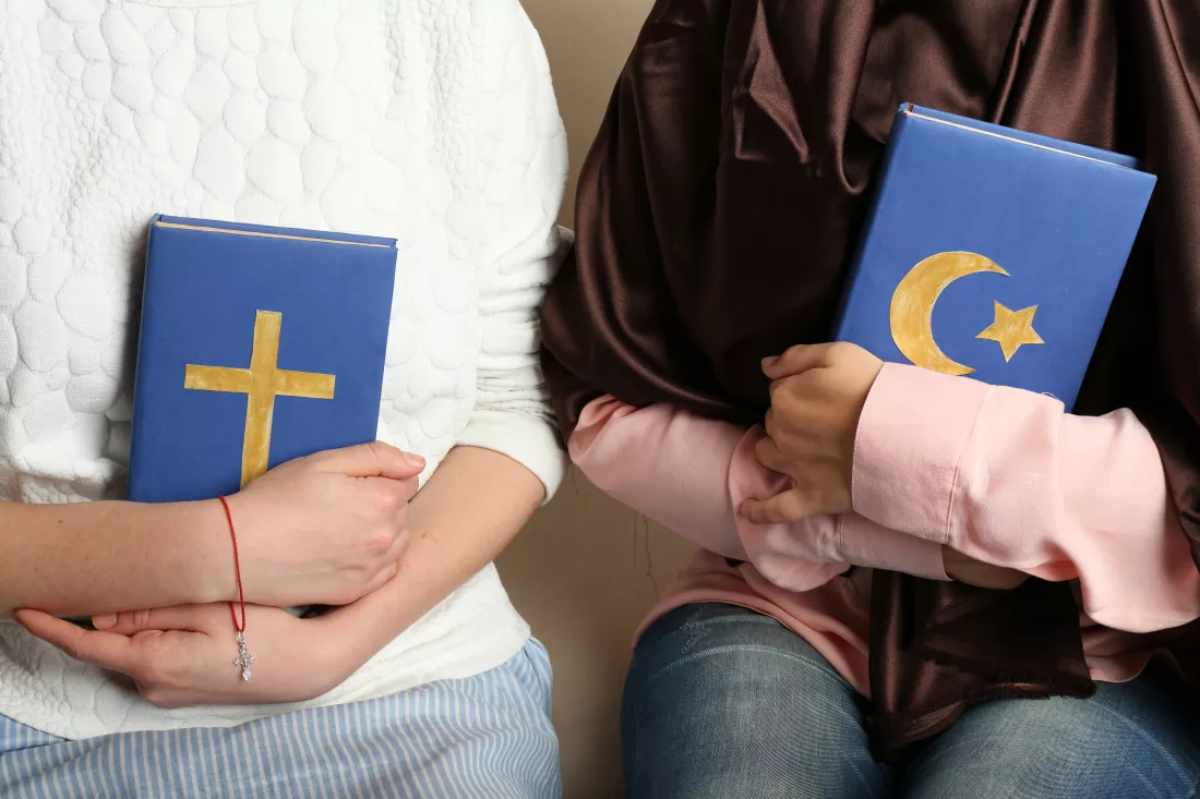 Studia nad religiami i dialogiem międzykulturowymv