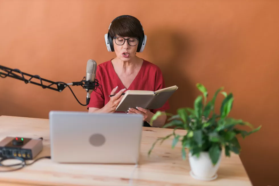 Tłumaczenia audiowizualne i artystyczne
