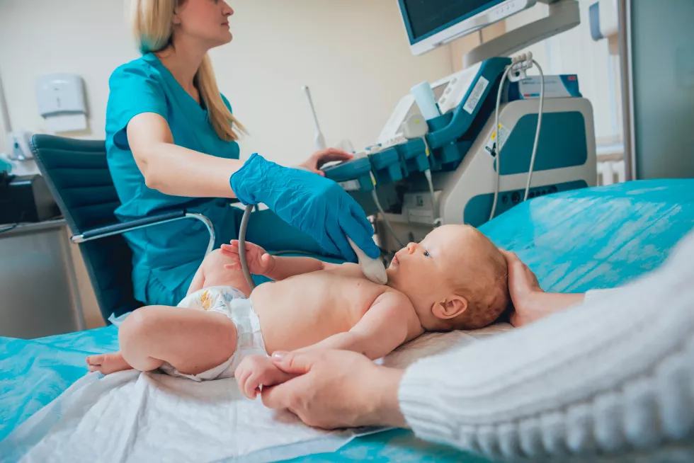 doctor-little-boy-patient
