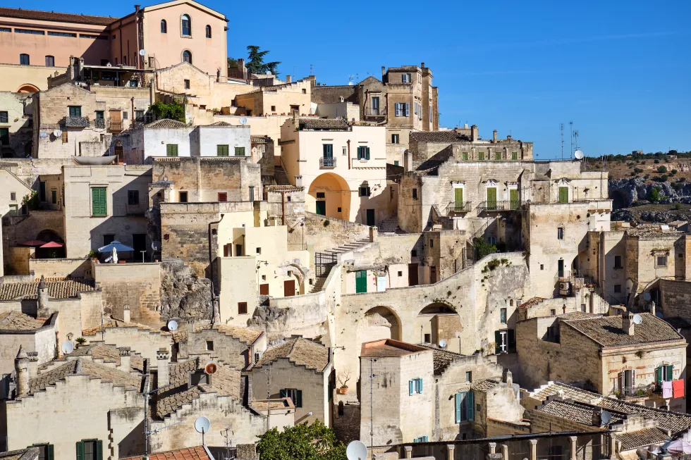 old-houses-matera-southern-italy