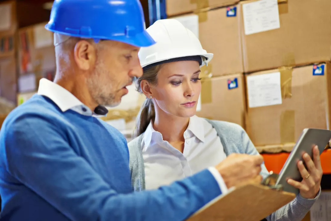 team-distribution-warehouse-with-tablet-clipboard-inventory-management-stock-checklist-online-people-storage-facility-digital-distribution-paperwork-quality-control