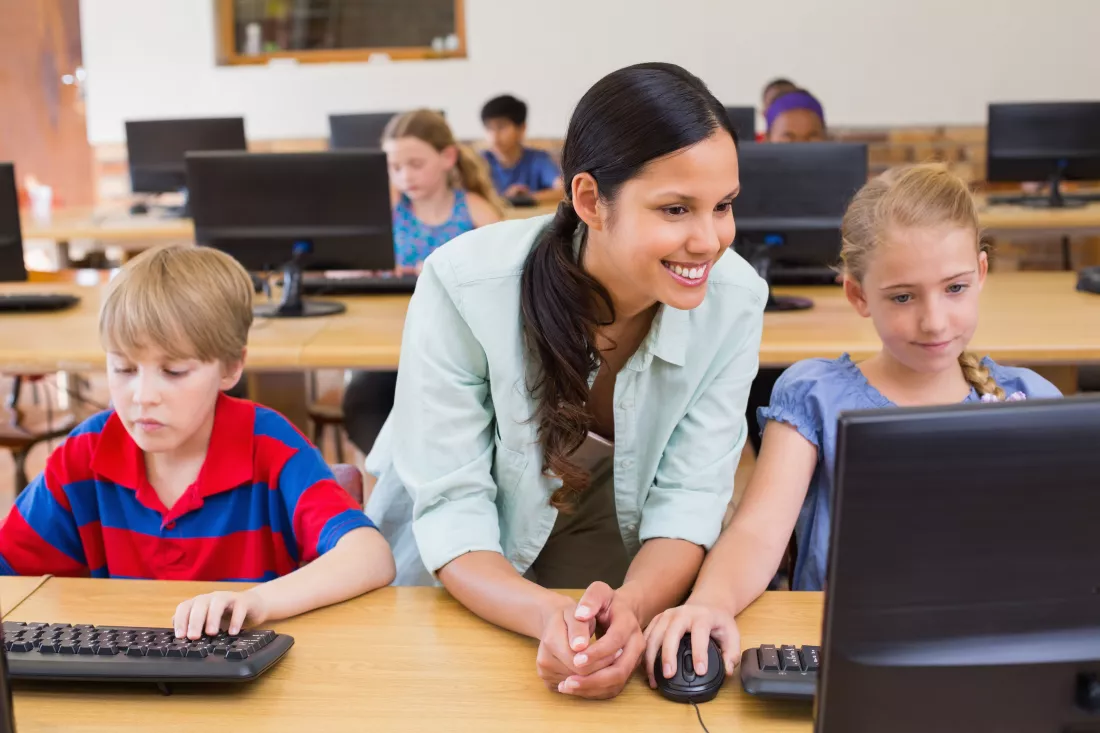 Systemy informatyczne w edukacjiv