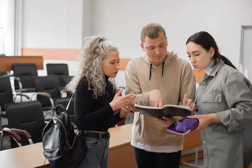 Przygotowanie do zawodu nauczyciela historii i WOS-utrwe