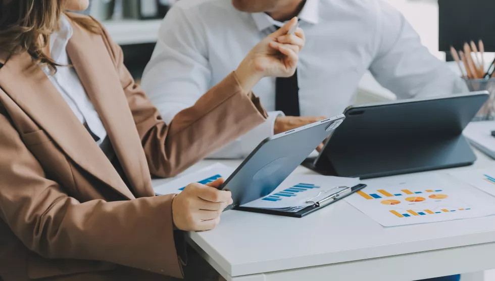 team-business-people-working-together-meeting-room-office-teamwork-background-charts-graphs-banner-double-exposure-successful-teamworkbusiness-planning-concept