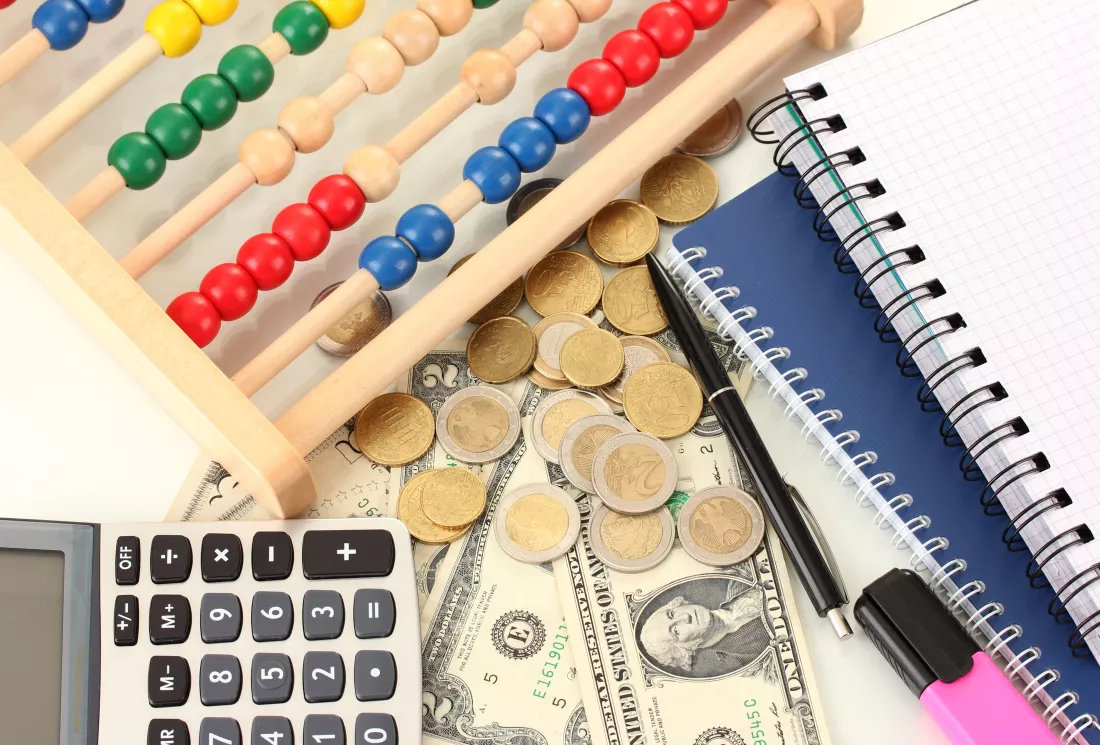 Matematyka w finansach i ekonomiiv