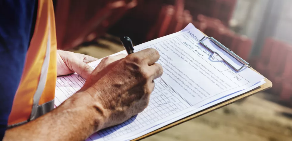 site-engineer-construction-site