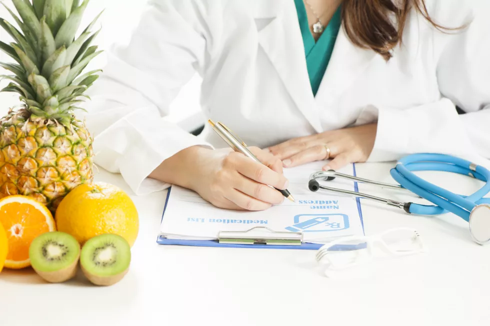 dietitian-doctor