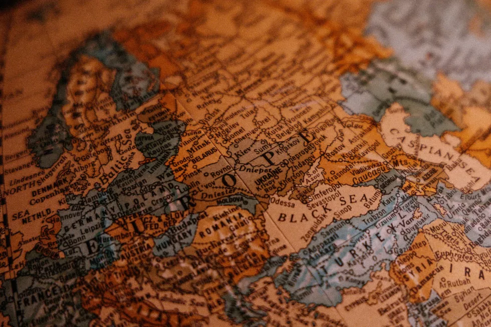 hans-isaacson-76Ykjp0J7SA-unsplash(1)