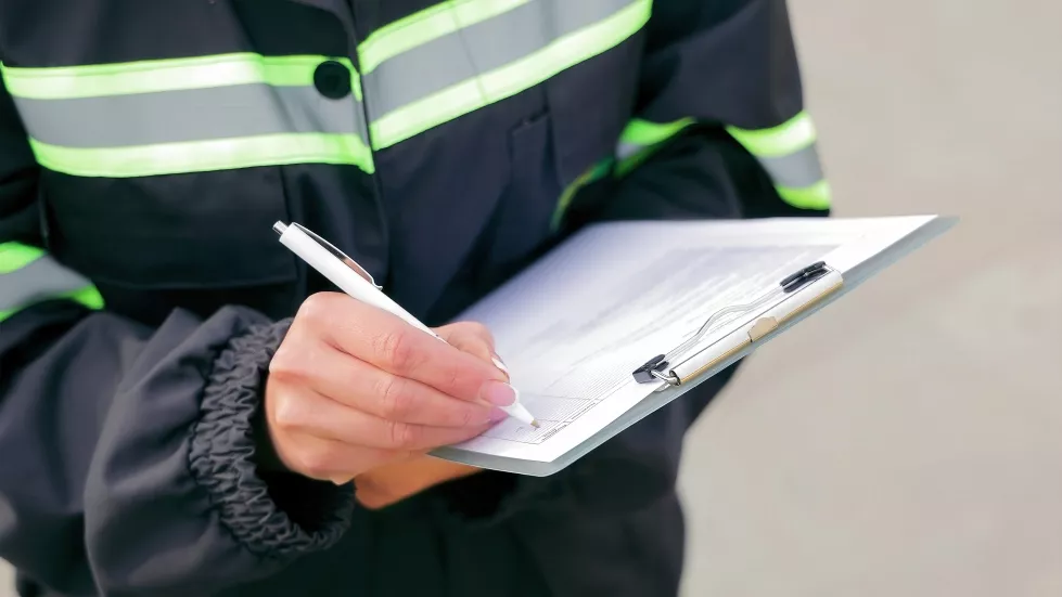 Wywiad gospodarczy i bezpieczeństwo informacjid