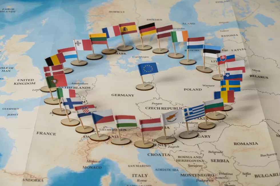 map-europe-with-flags-it