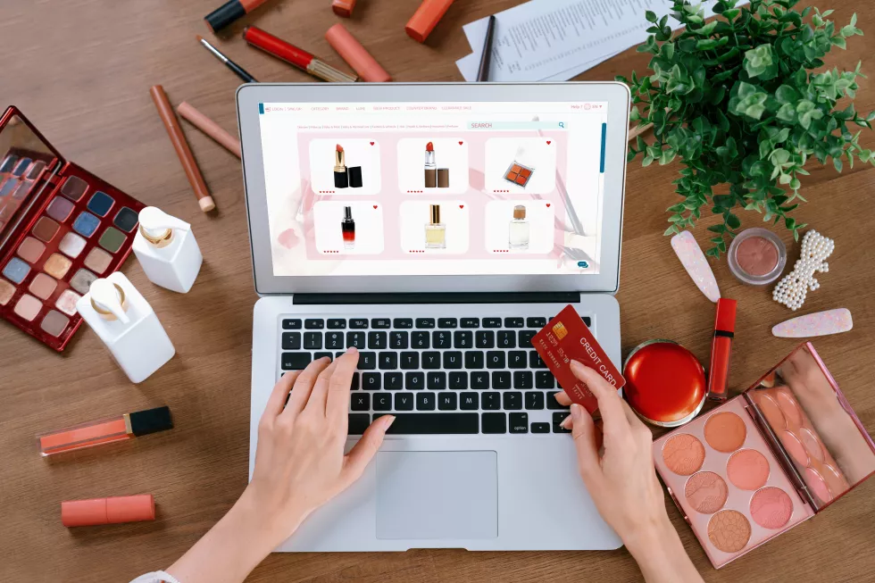 woman-shopping-online-internet-marketplace-browsing-utmost-sale-items