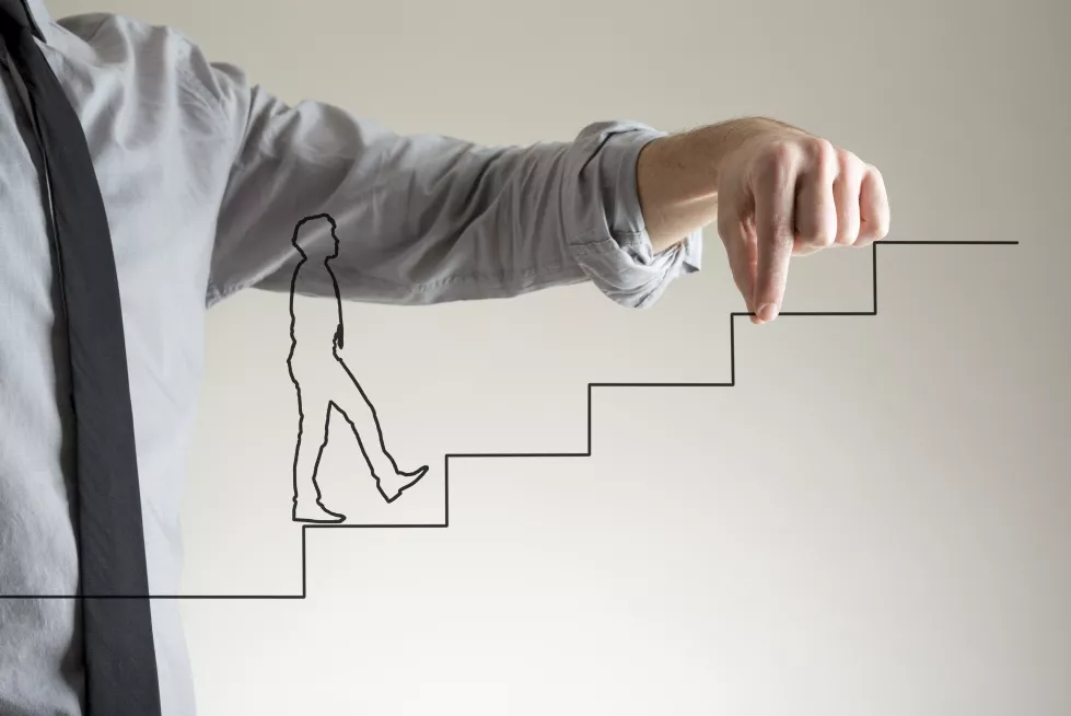 businessman-helping-concept