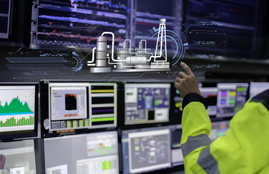 engineer-working-control-roommanager-control-systemtechnician-man-monitoring-program-from-lot-monitor(1)