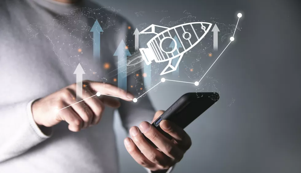 virtual-rocket-launch-investment-growth-planning-starting