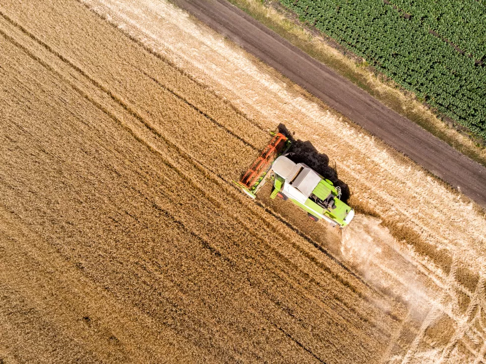high-angle-view-tractor-field-2